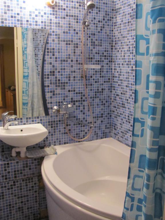 Economy Baltics Apartments - Liivamaee Ταλίν Δωμάτιο φωτογραφία